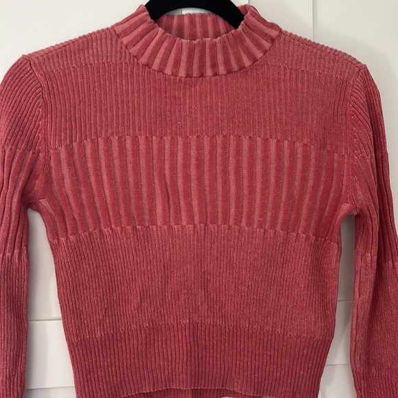 Crop Sweater - Picture 2 of 3